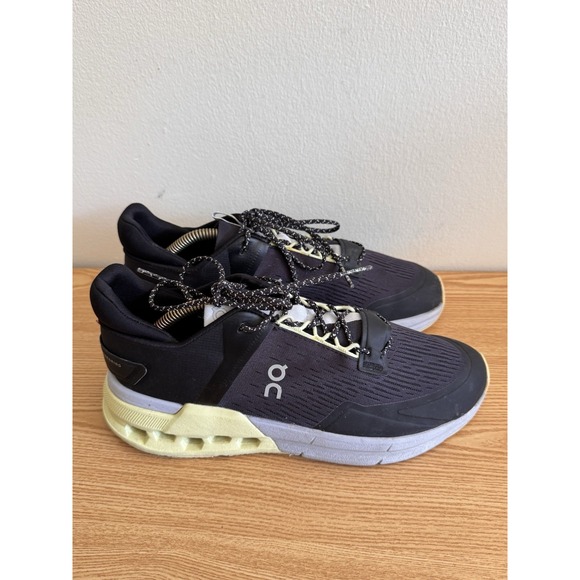 On Cloudnova Flux REFLECTIVE Womens Size 8.5 Running Shoes Sneakers Black Hay - Picture 1 of 11